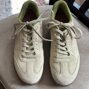 Women’s Cream Suede Low-Top Sneakers with Olive Lining